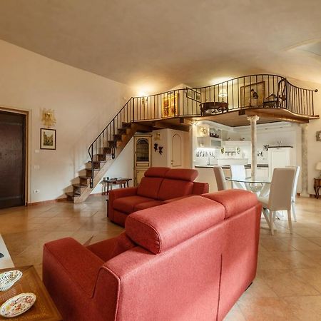 Palazzo Altieri Elegant Apartment Rom Exterior foto