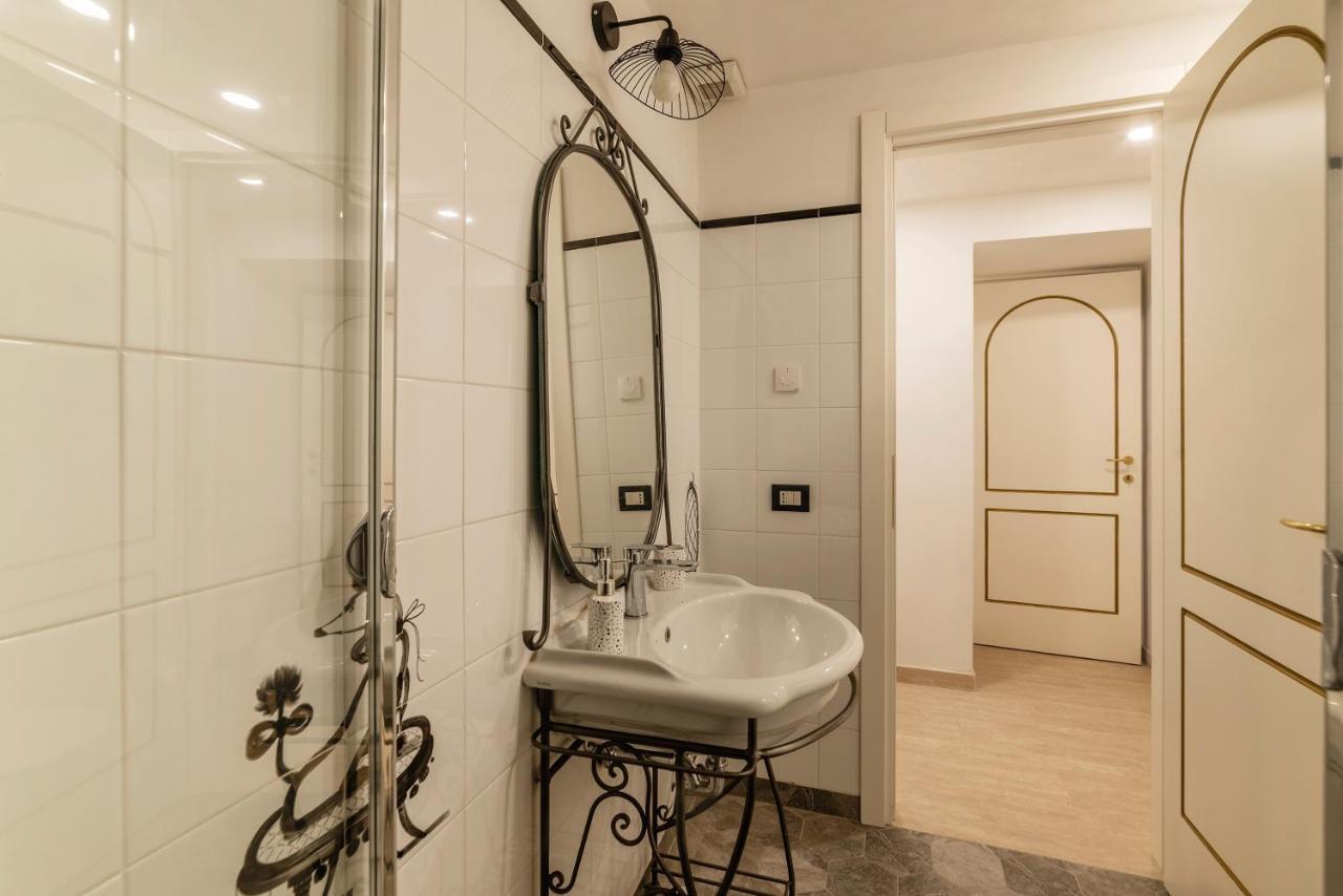 Palazzo Altieri Elegant Apartment Rom Exterior foto