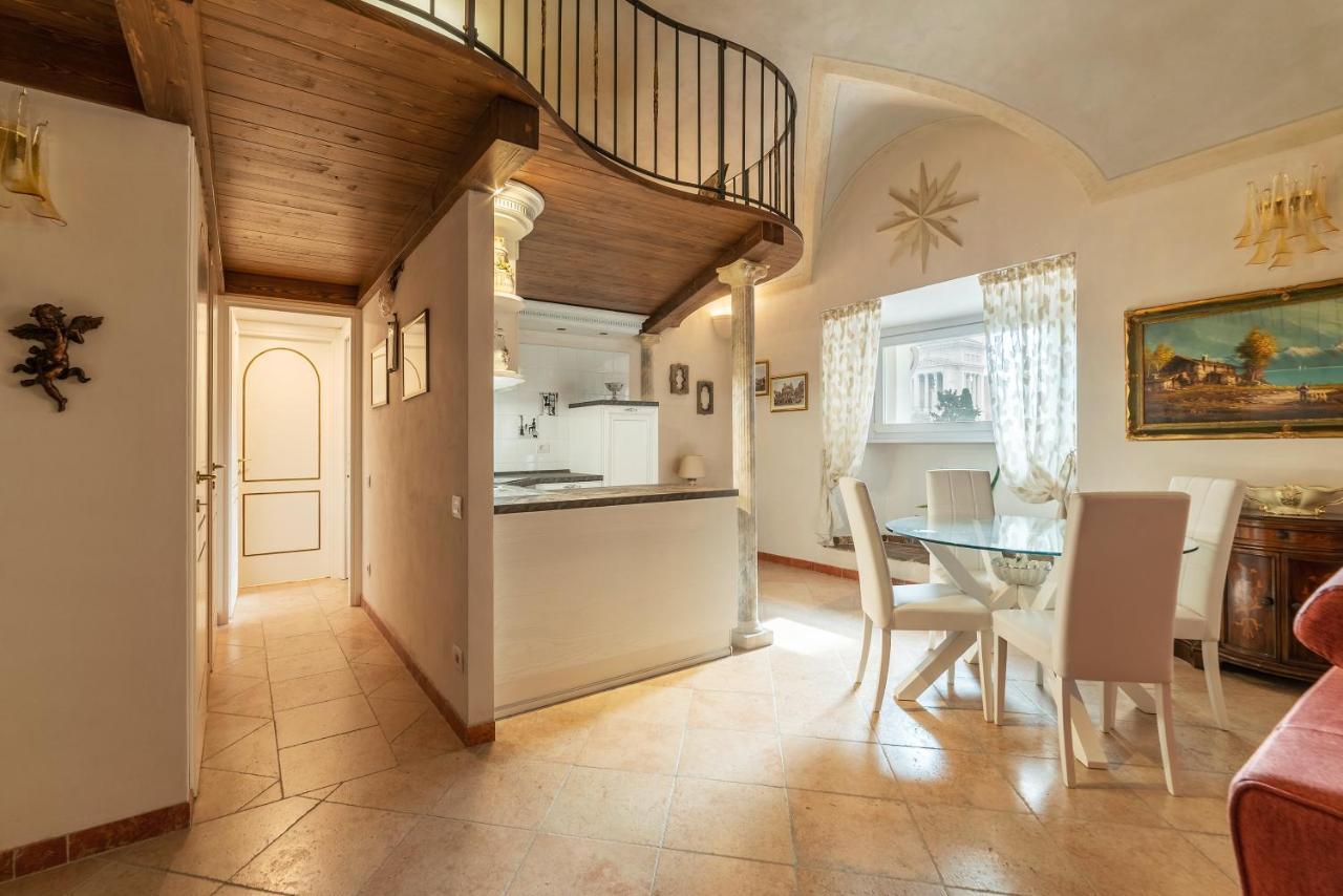 Palazzo Altieri Elegant Apartment Rom Exterior foto